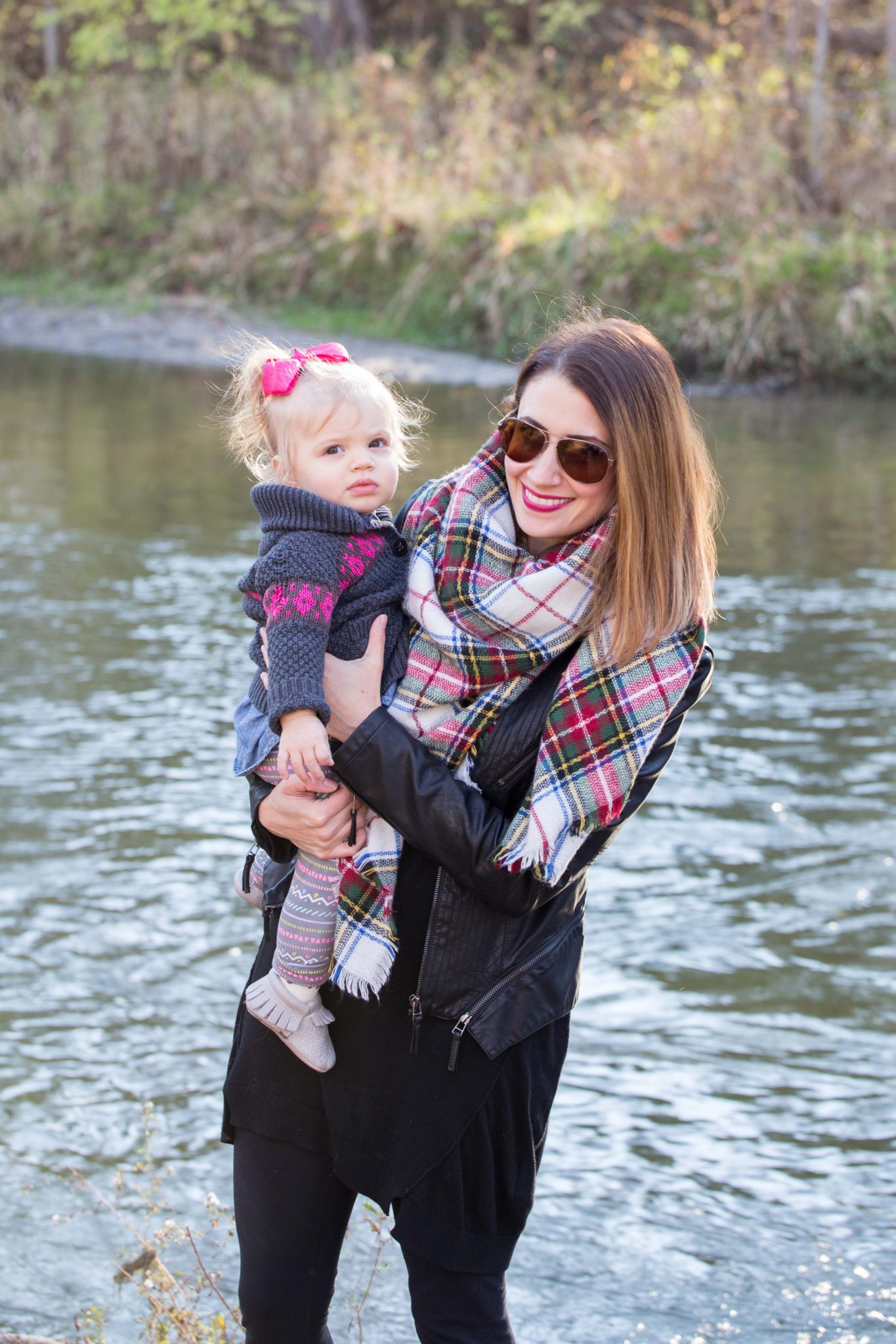 fall style | mom and me style | toddler style | outdoor photography | family photography | blanket scarf style | allweareblog.com