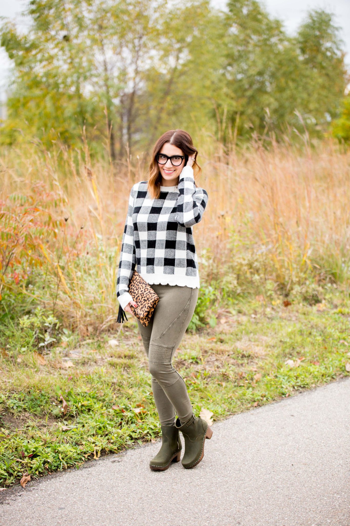how to wear olive green in the fall | fall style | sandgrens clogs manhattan boots | gray monroe vanna sweater | black gingham sweater | sweater and leggings style | nordstrom bp stretch cotton moto leggings | sole society leopard clutch | olive fall on allweareblog.com