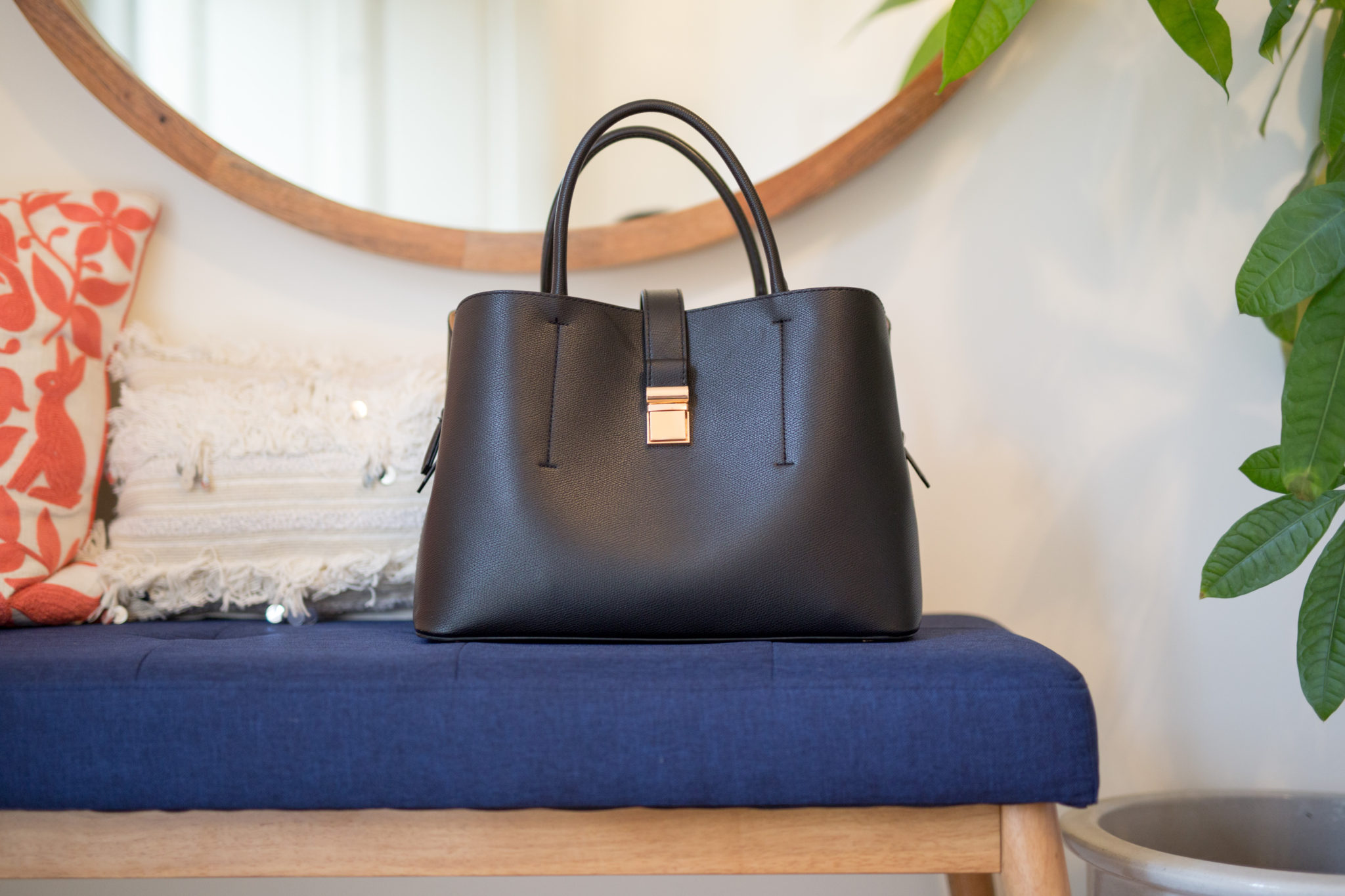 h&m black carryall handbag | my week in five on allweareblog.com