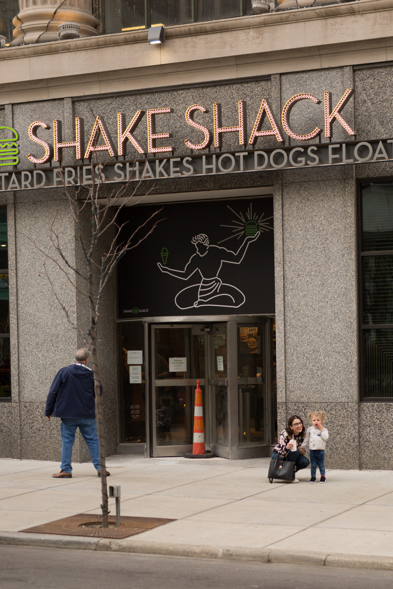 shake shack opens in detroit, michigan on allweareblog.com