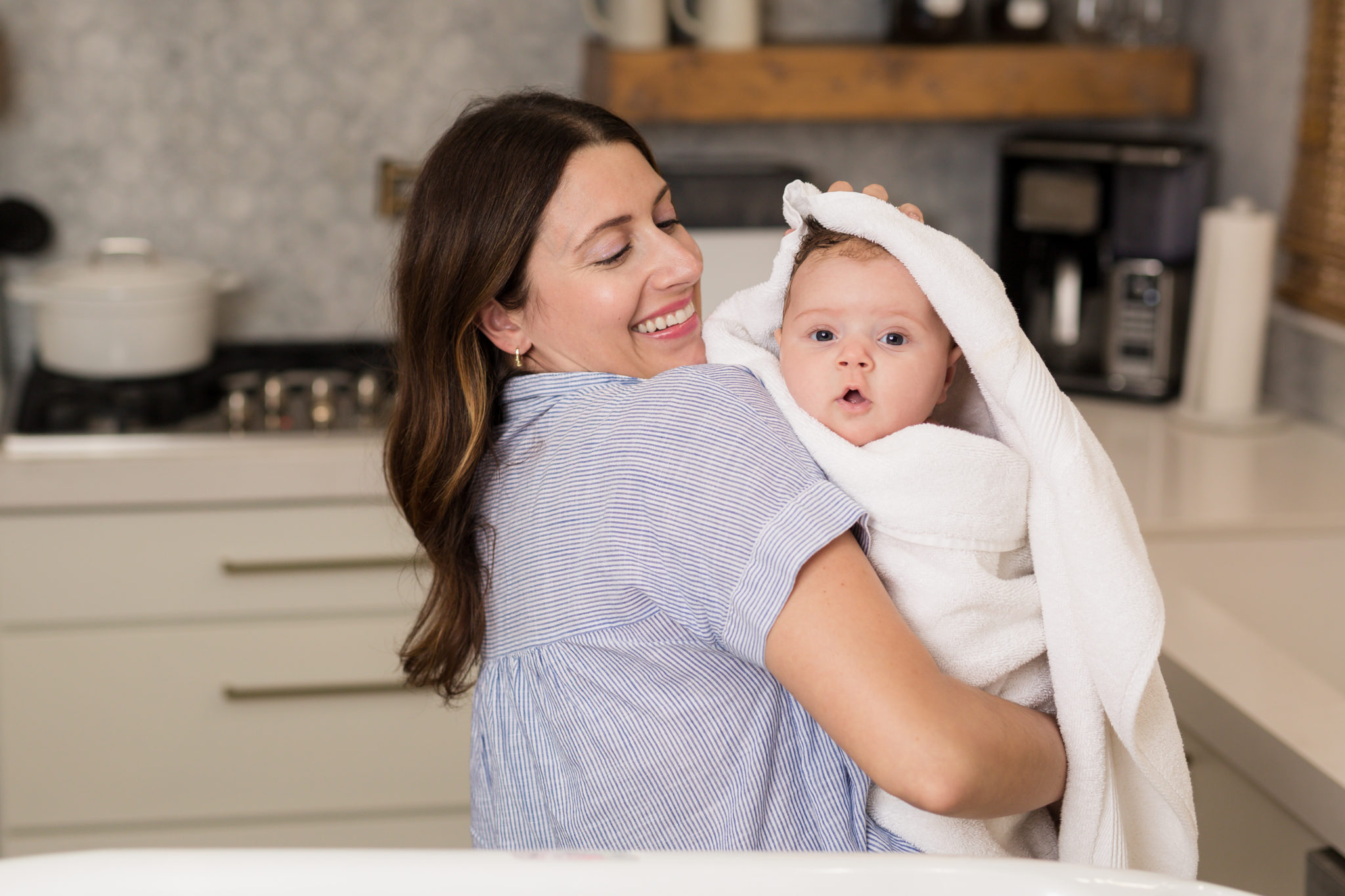 I’ve partnered with Baby Dove to share a few tips on how to make baby’s first bath special! Mamas, do you remember your baby’s first bath? #DovePartner #BabyDoveLove